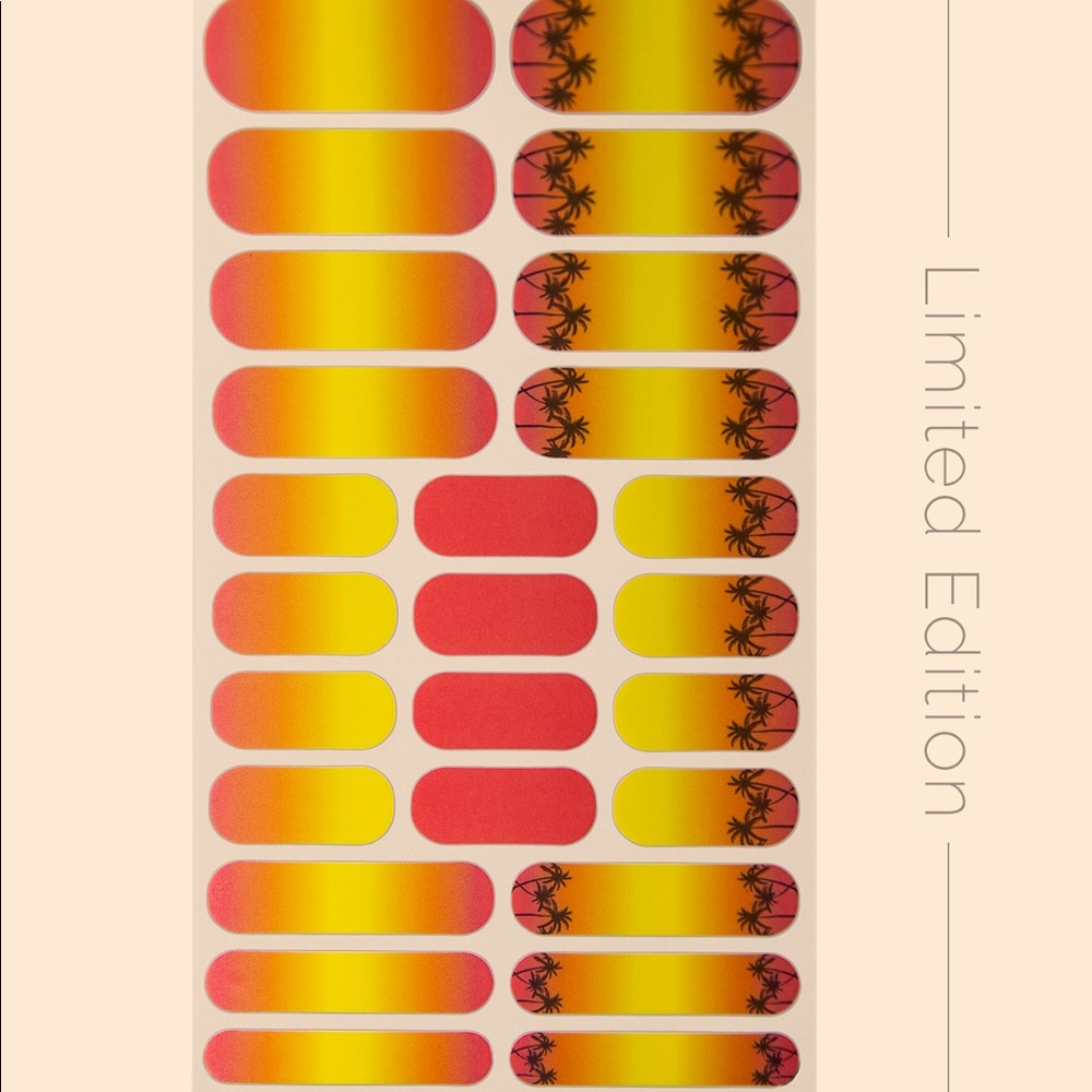 Juvenae Gel Strip Malibu Moods nails